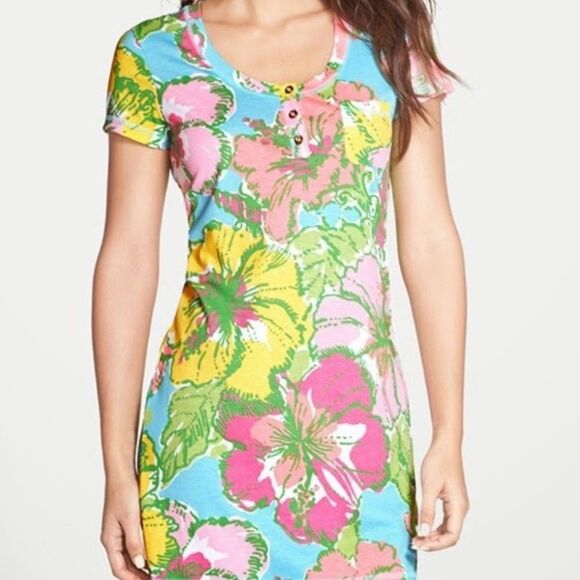 Lilly Pulitzer “Britton” T-shirt Dress in “Big Flirt” Size Small - Picture 4 of 7